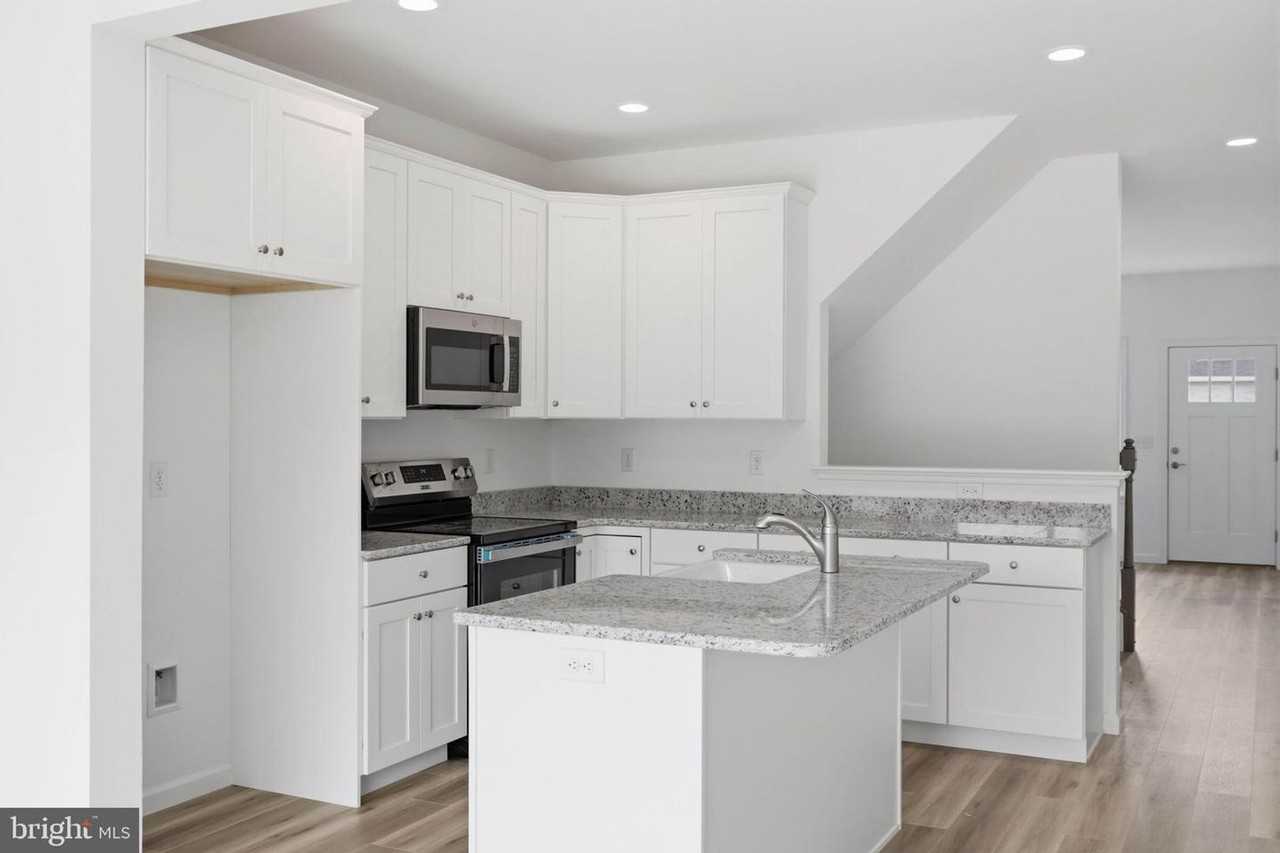114 Hillard Fld - Photo 7 of 27