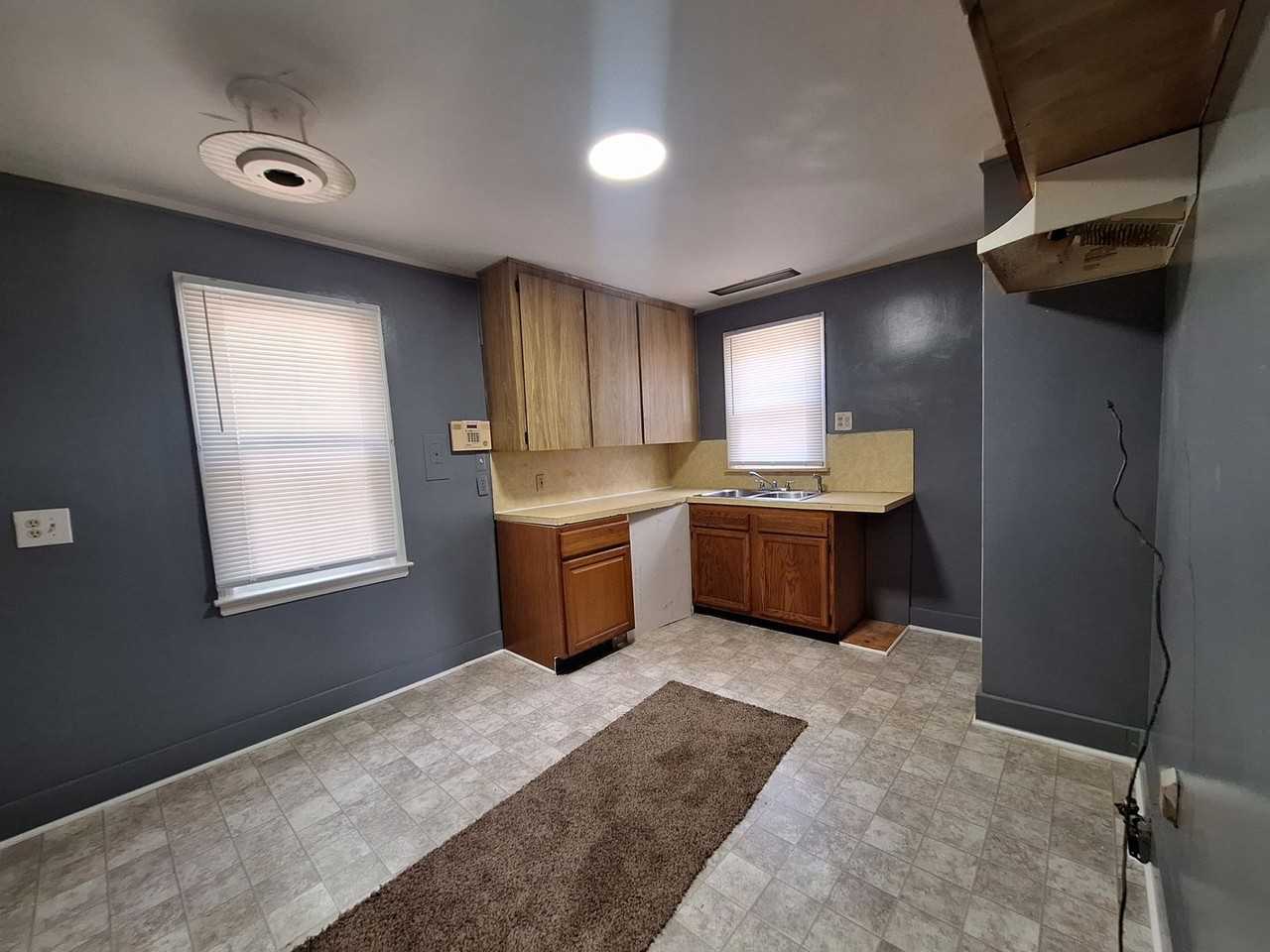 6338 Lodewyck St - Photo 5 of 24