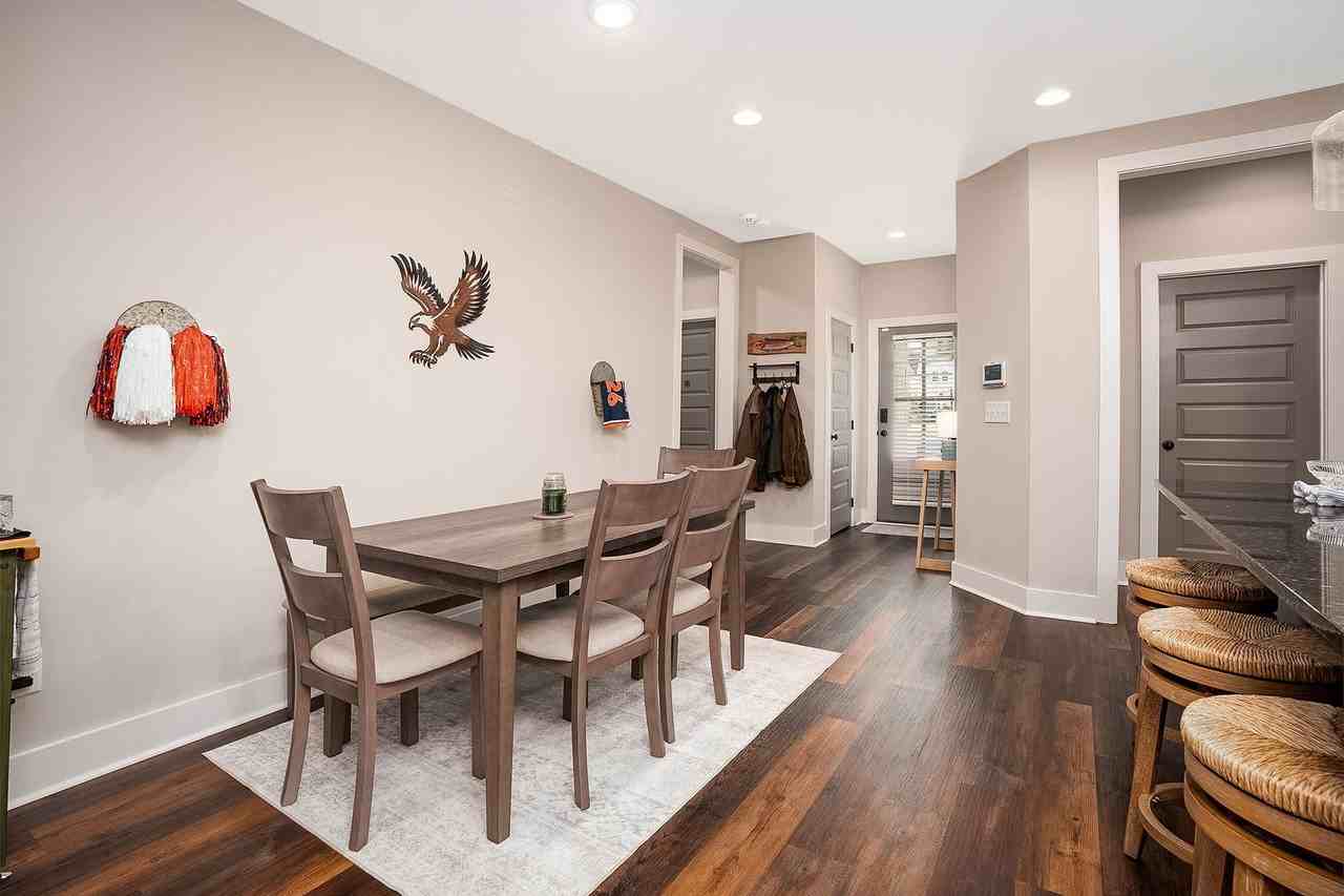 584 Piper Ave - Photo 7 of 16