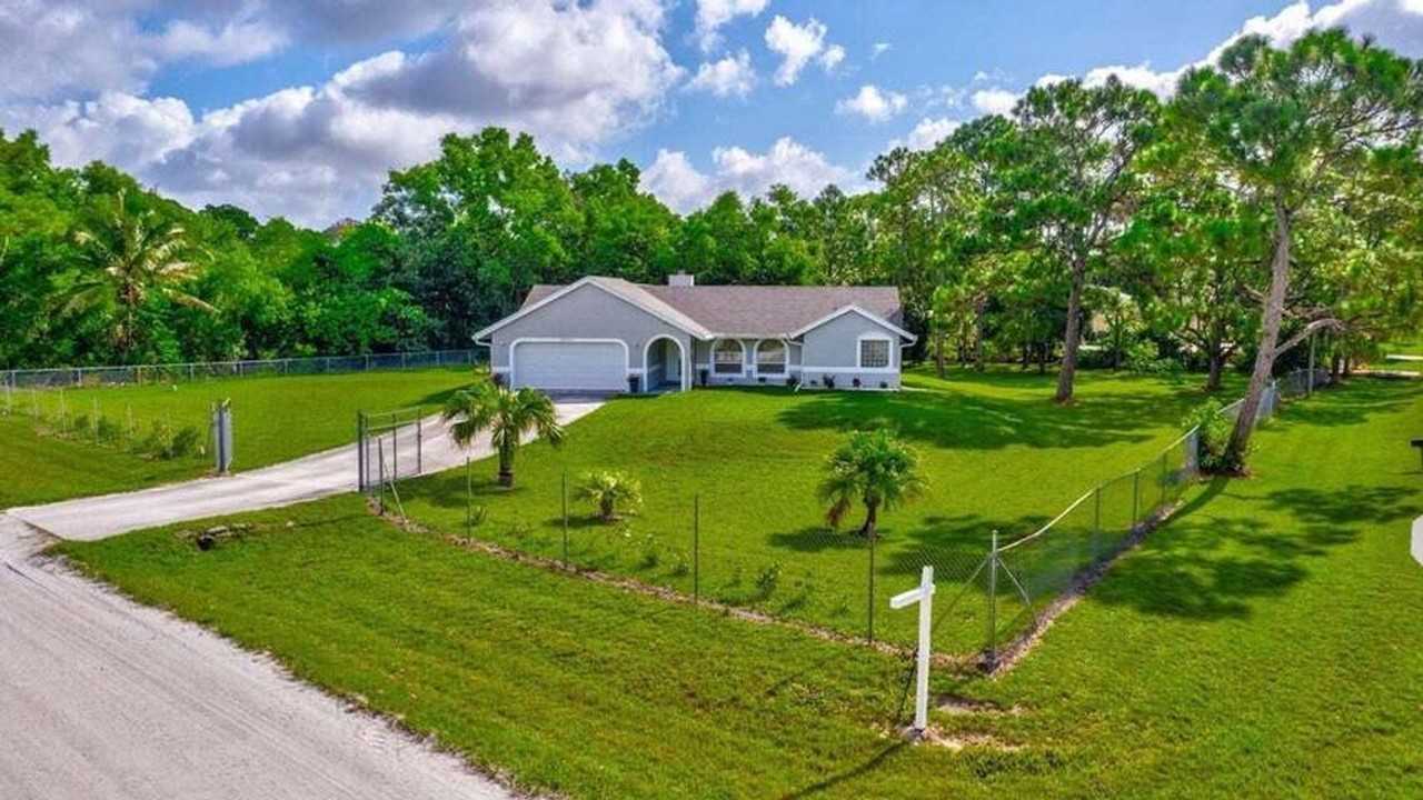 12969 54th St N - Photo 5 of 16