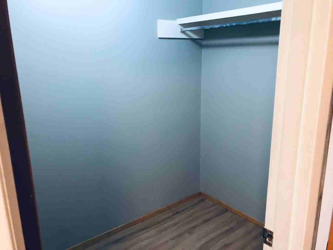 2210 Minor Ave E - Photo 5 of 16