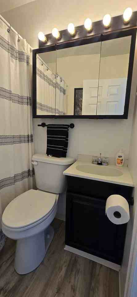 1818 W 5th St - Photo 4 of 34