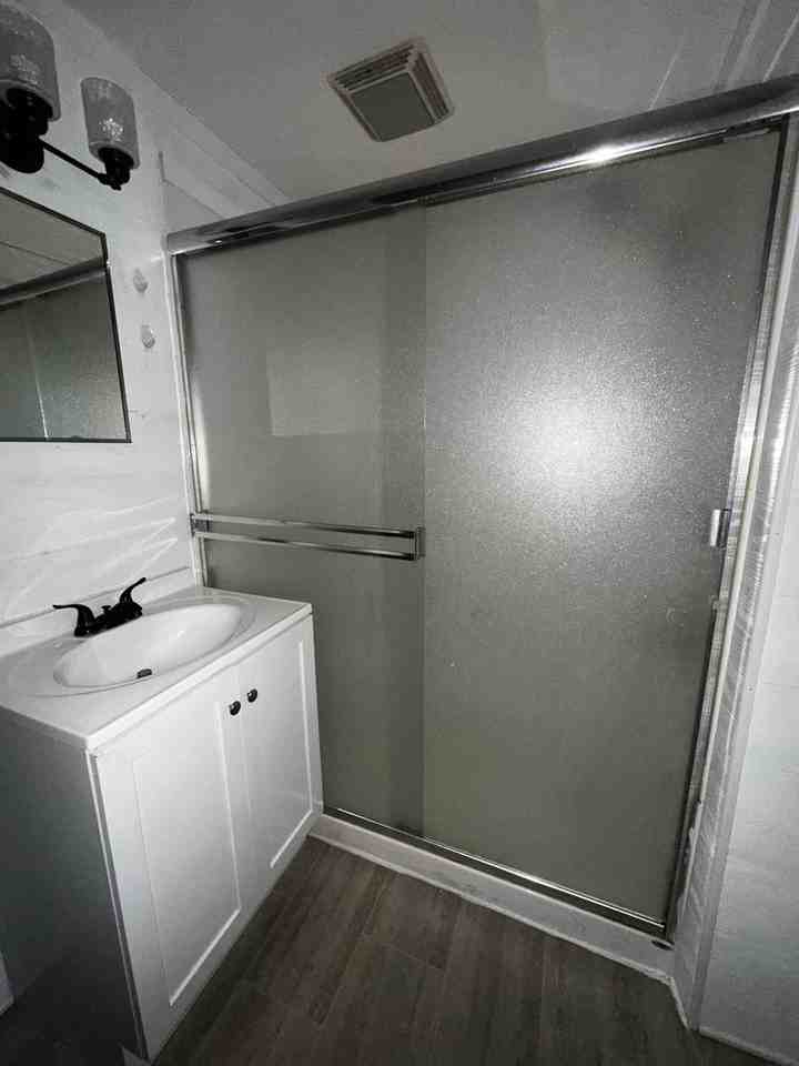 538 S Marshall St - Photo 4 of 4