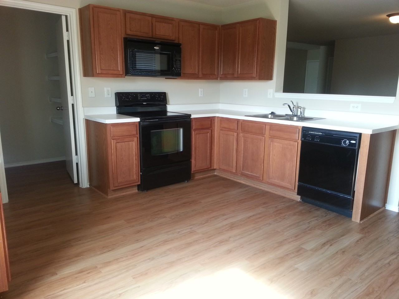 10565 Flagstaff Run - Photo 6 of 16