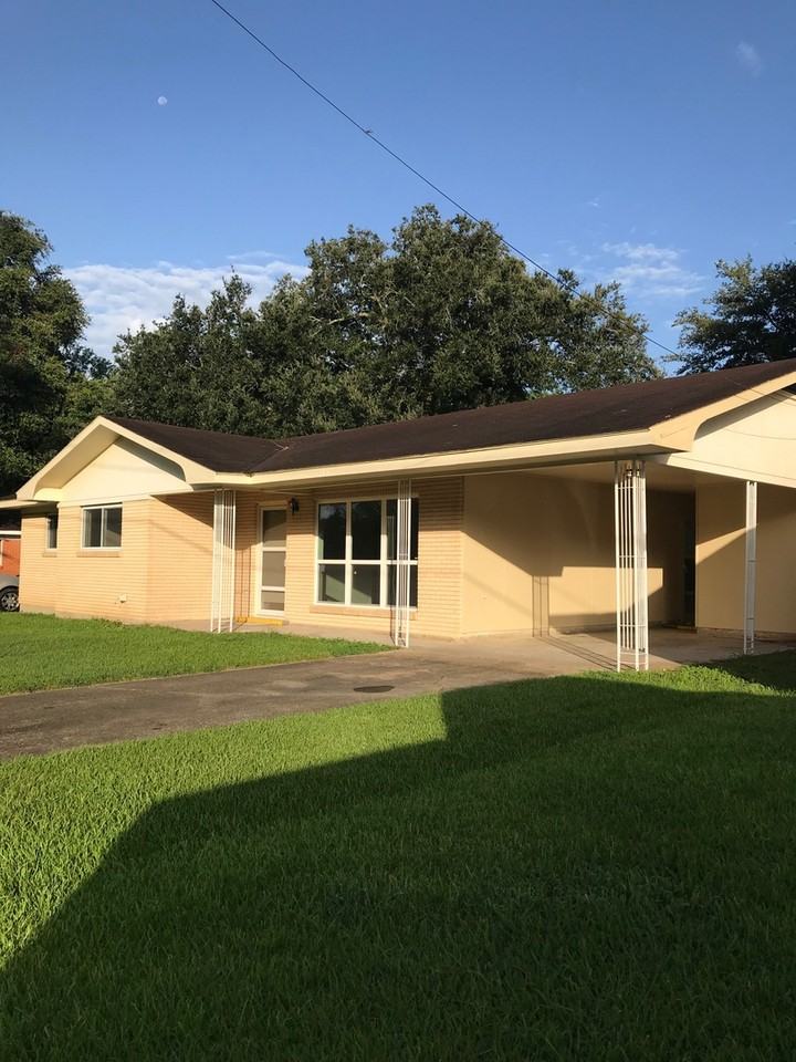 115 Choctaw Rd - Photo 2 of 18