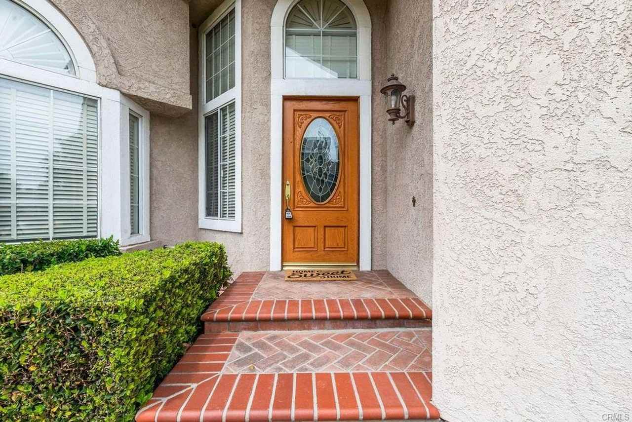 1260 Highcliff Cir - Photo 2 of 23