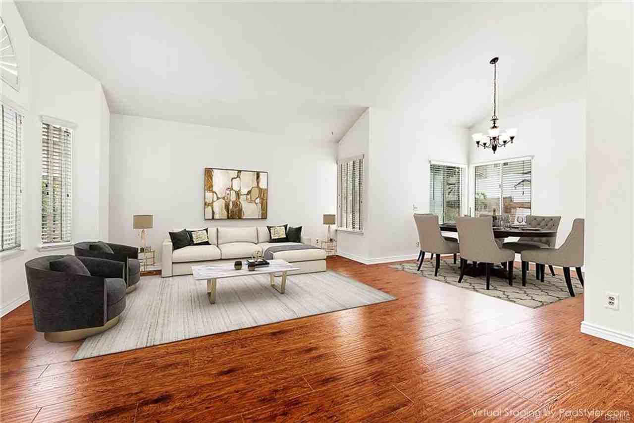 1260 Highcliff Cir - Photo 4 of 23