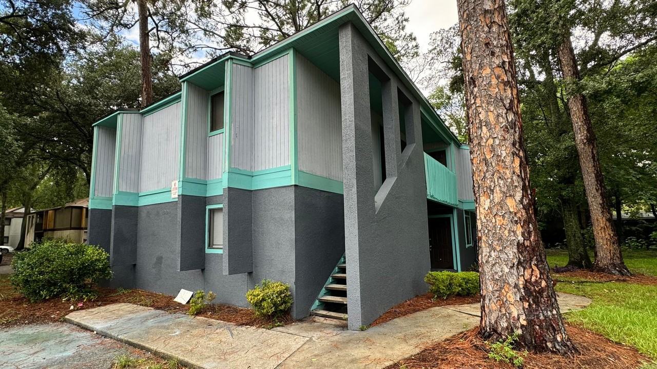5216 Westchase Ct #2