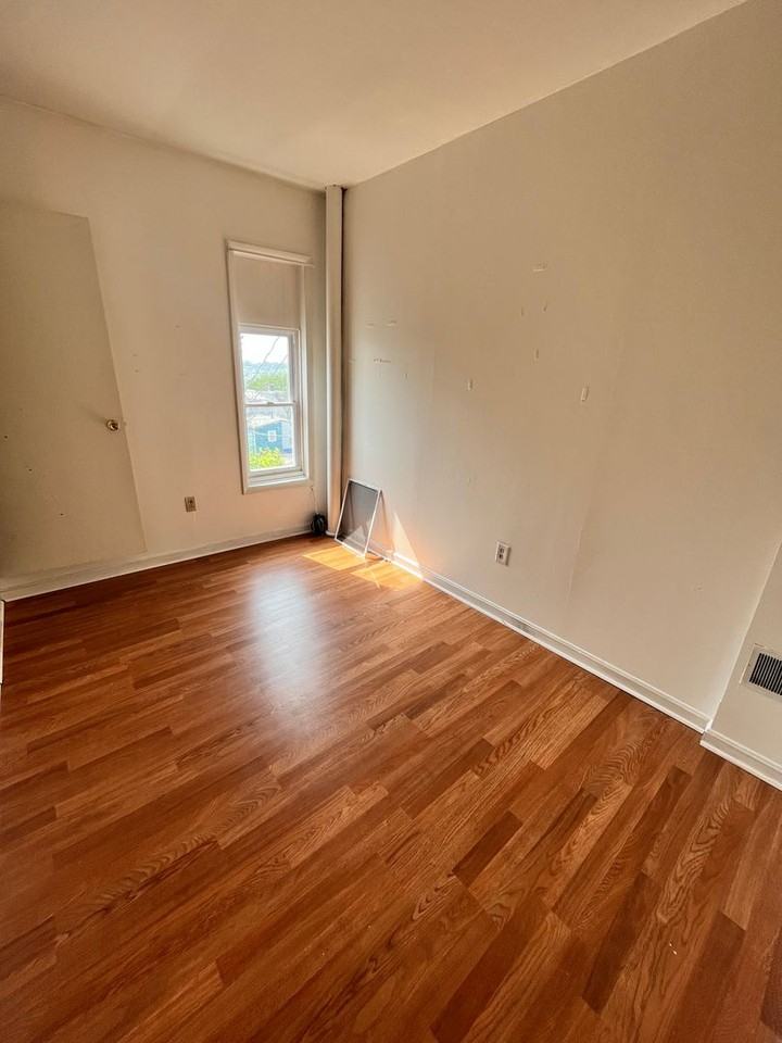 616 Birch St - Photo 5 of 7