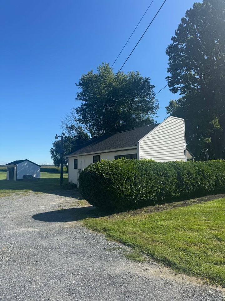 4793 W Lincoln Hwy - Photo 2 of 23