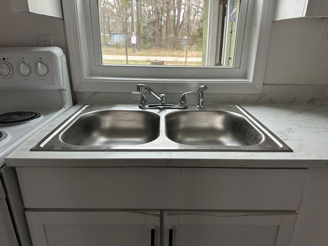 102 Brenda B Ln - Photo 6 of 13