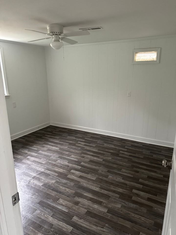 102 Brenda B Ln - Photo 7 of 13