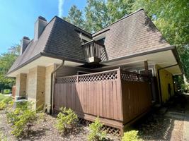 featured image of 236 Brookberry Cir