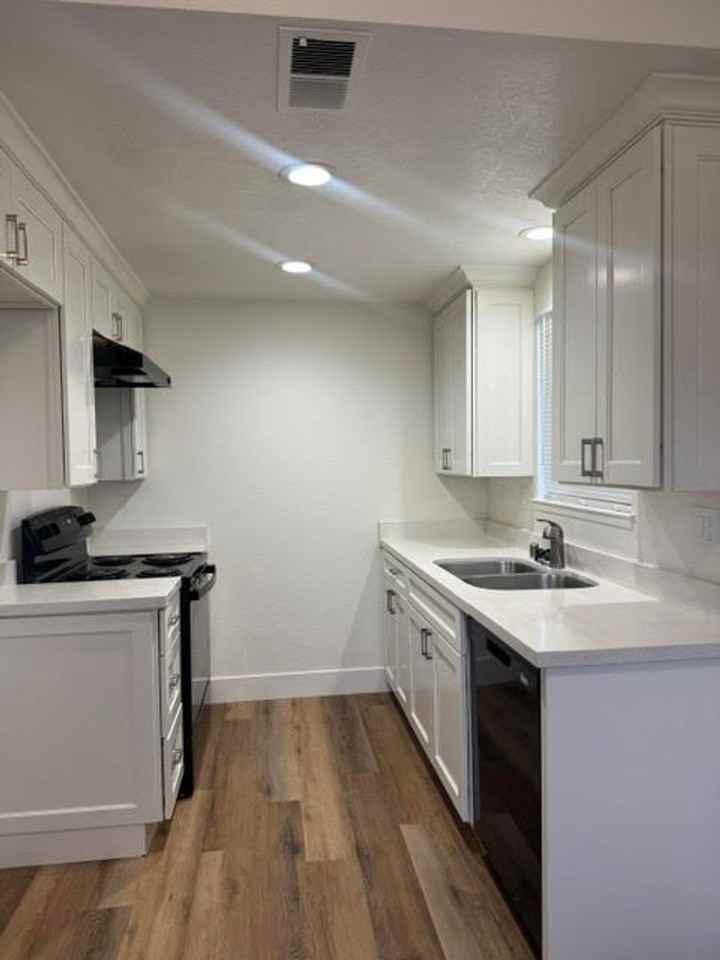 710 Key Ave #A - Photo 5 of 8