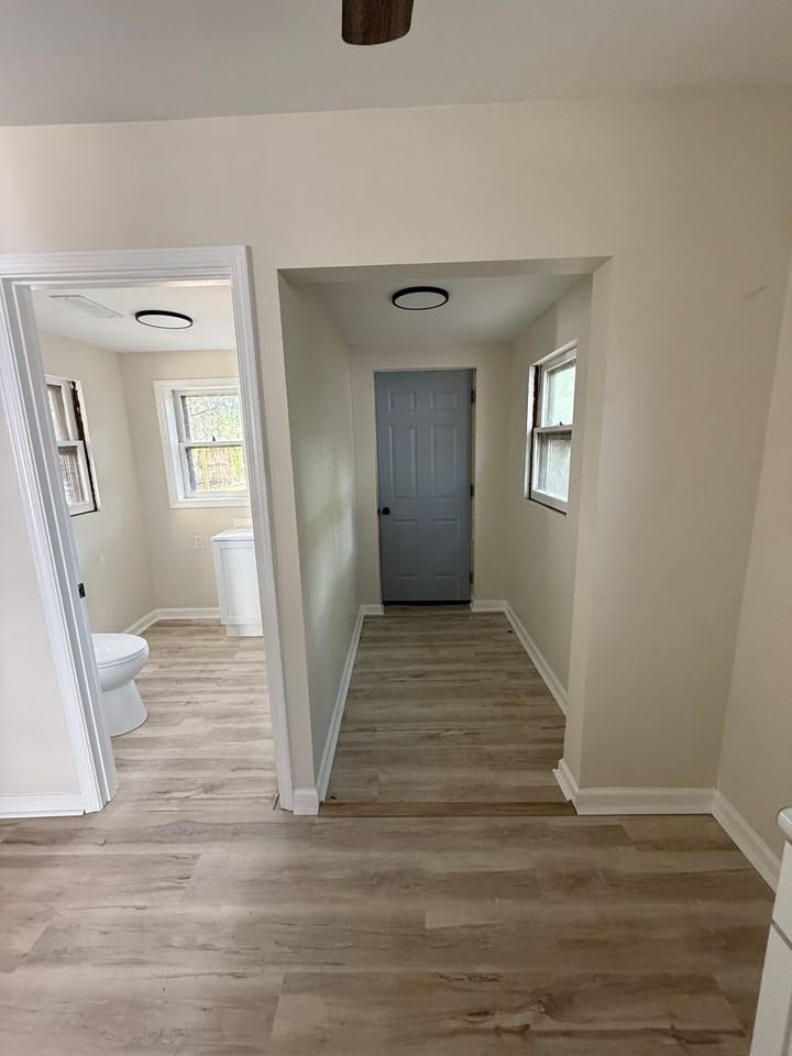 34 W Bruce Ave - Photo 6 of 12