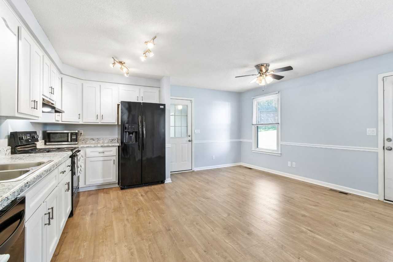 737 W Creek Dr - Photo 7 of 22