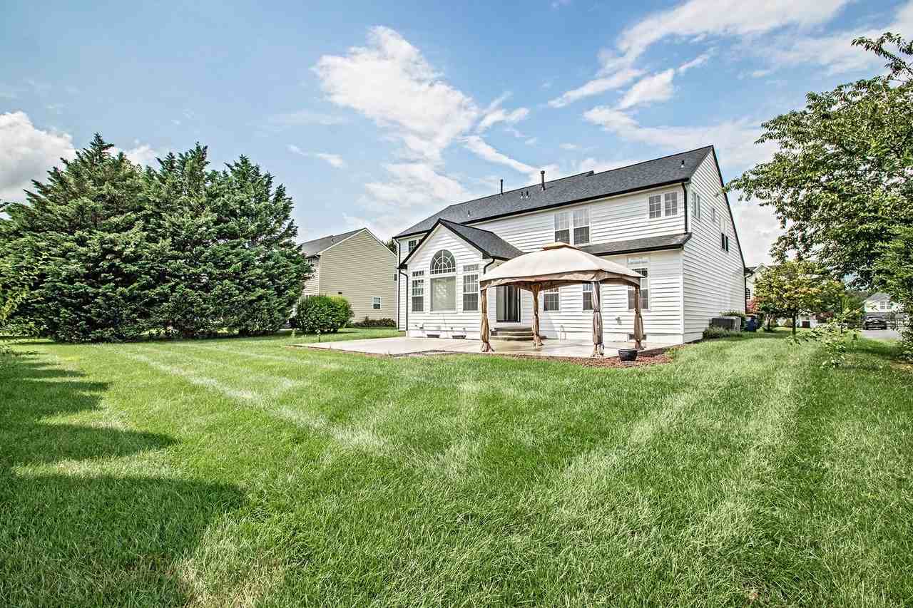 917 Benalli Dr - Photo 2 of 28