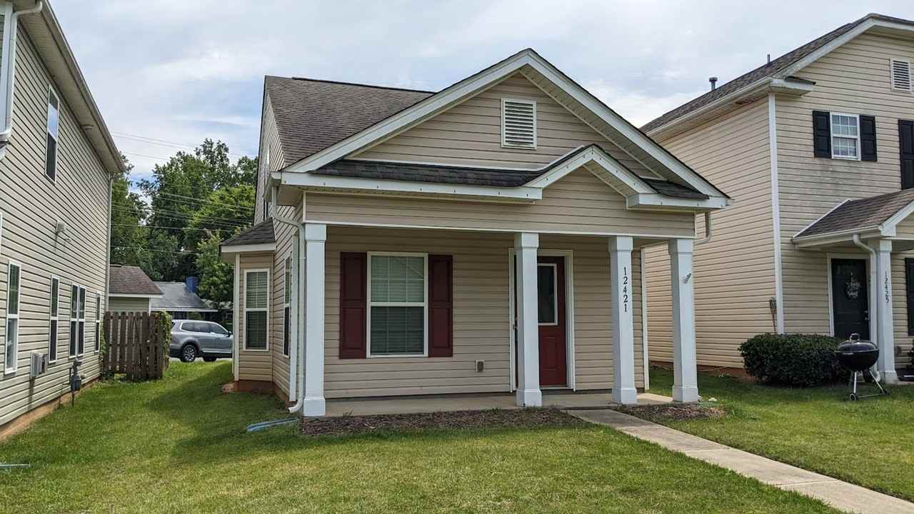 12421 Stumptown Rd - Photo 2 of 17