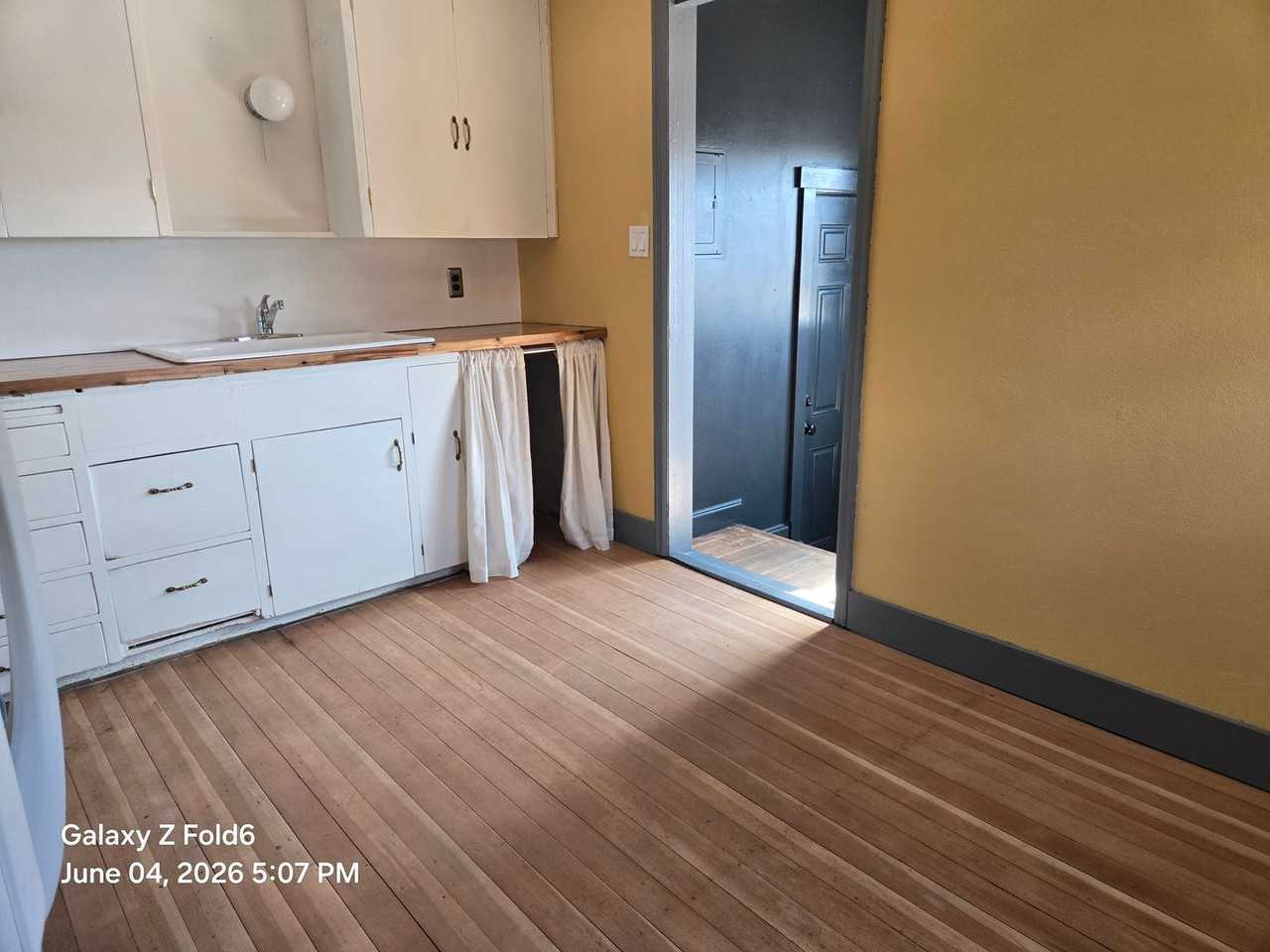 19 Taylor Ave - Photo 6 of 9