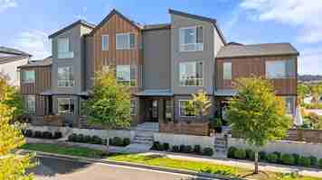 featured image of 32730 Hemlock Ave Se