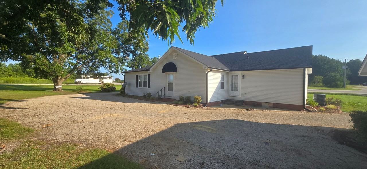 6995 Plain View Hwy - Photo 3 of 3