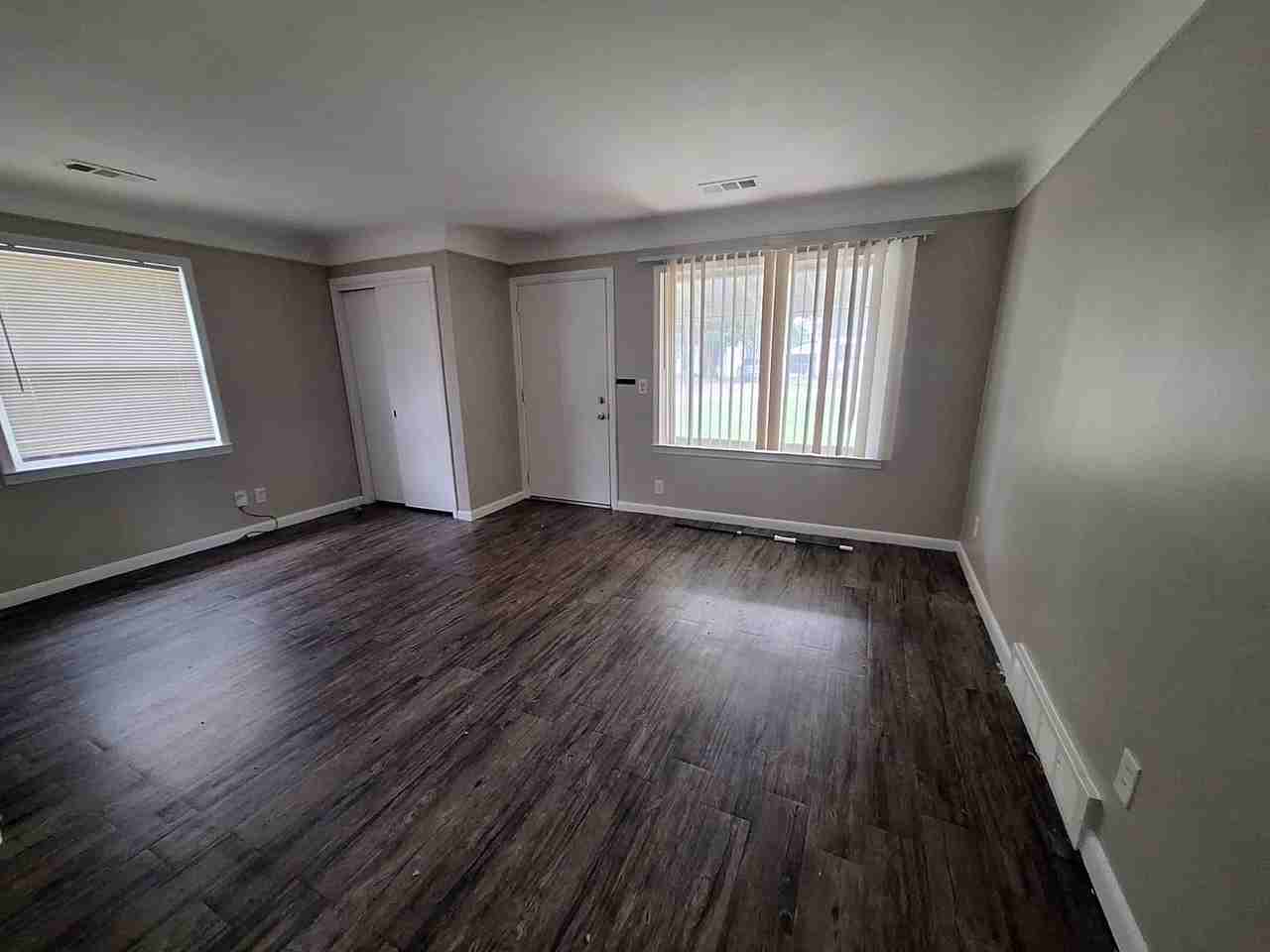 13809 Julius Ave - Photo 5 of 27