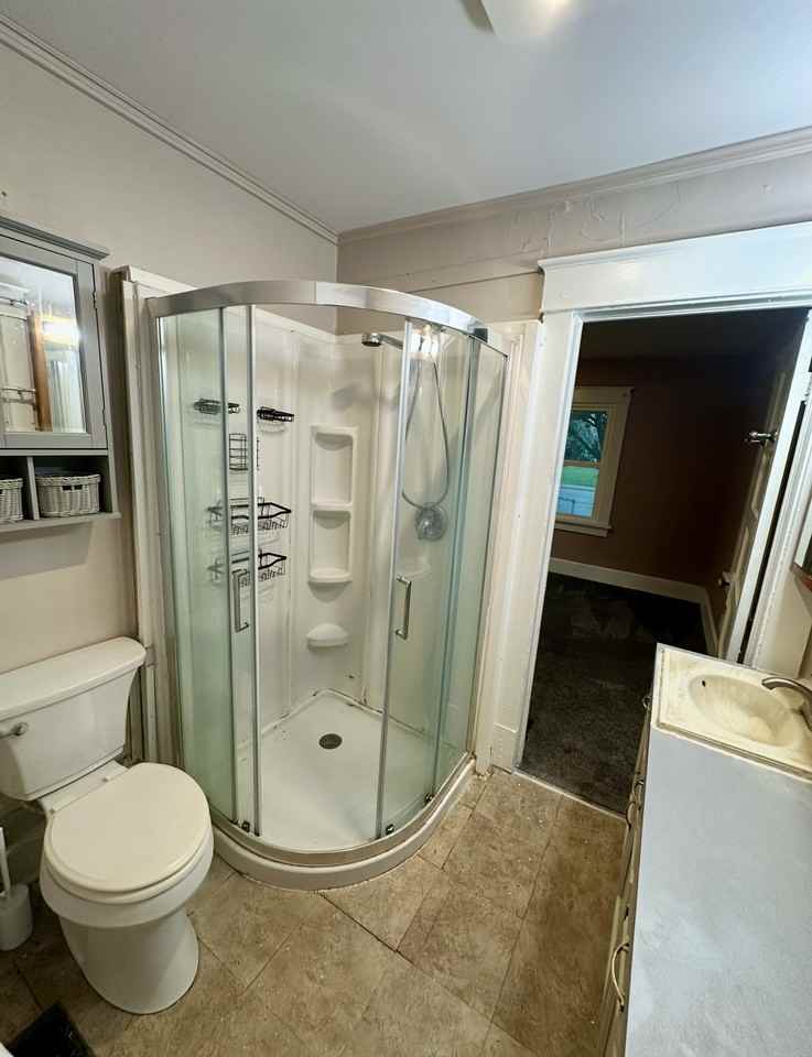 221 W Memorial Dr #1 - Photo 7 of 15