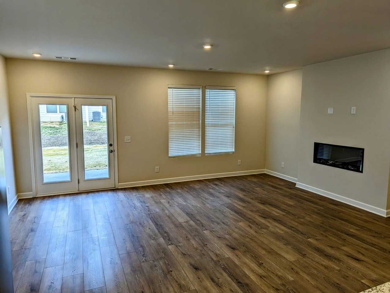 534 Medwyk Dr #534 - Photo 4 of 14