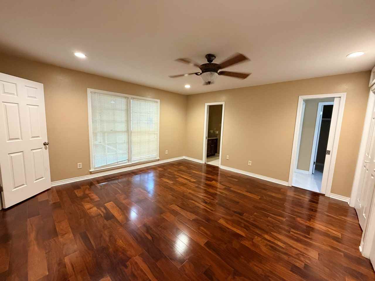 1017 Westbury Dr #1 - Photo 4 of 21