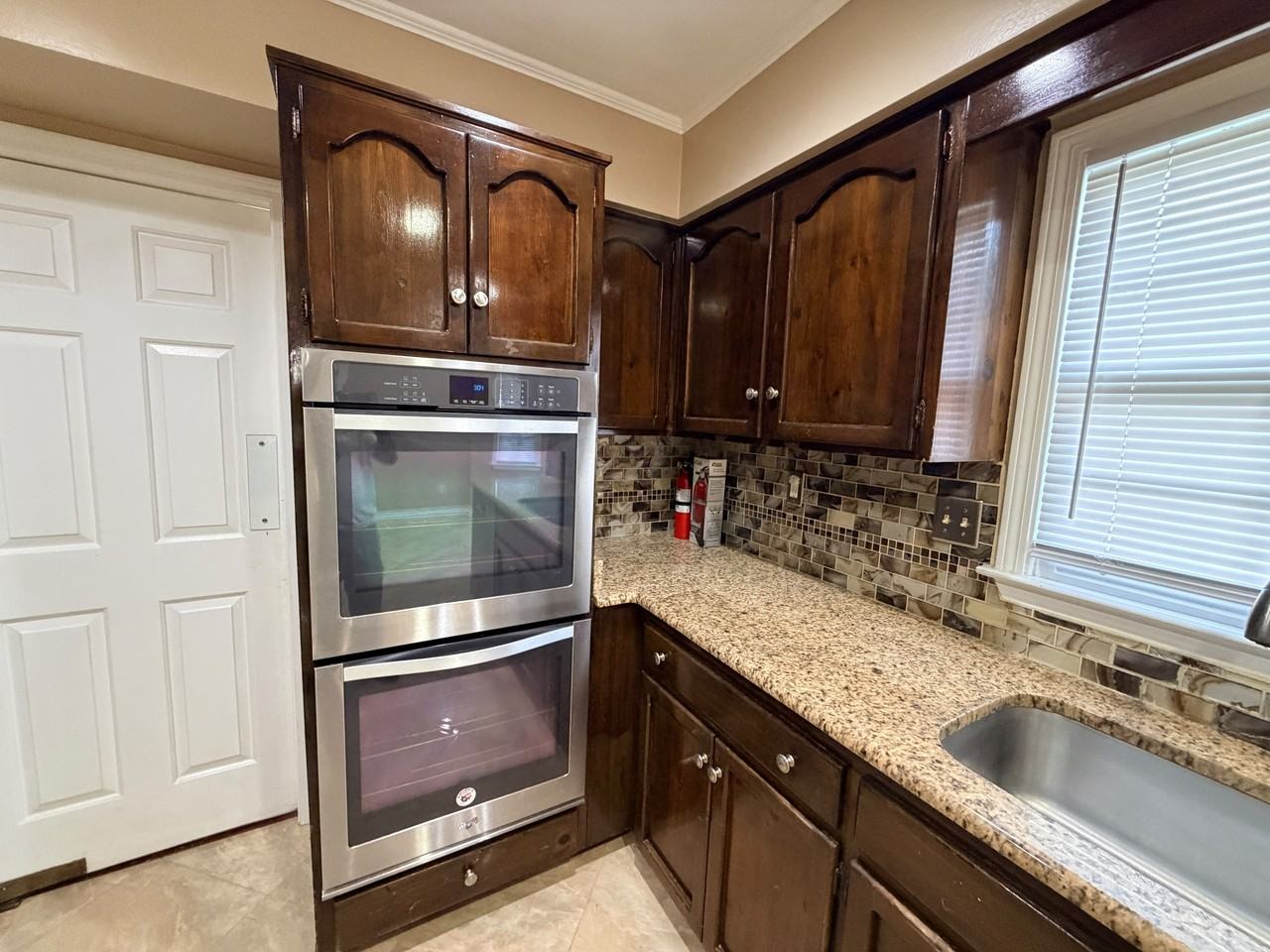 1017 Westbury Dr #1 - Photo 6 of 21