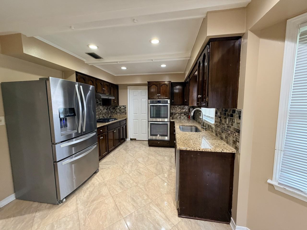 1017 Westbury Dr #1 - Photo 7 of 21