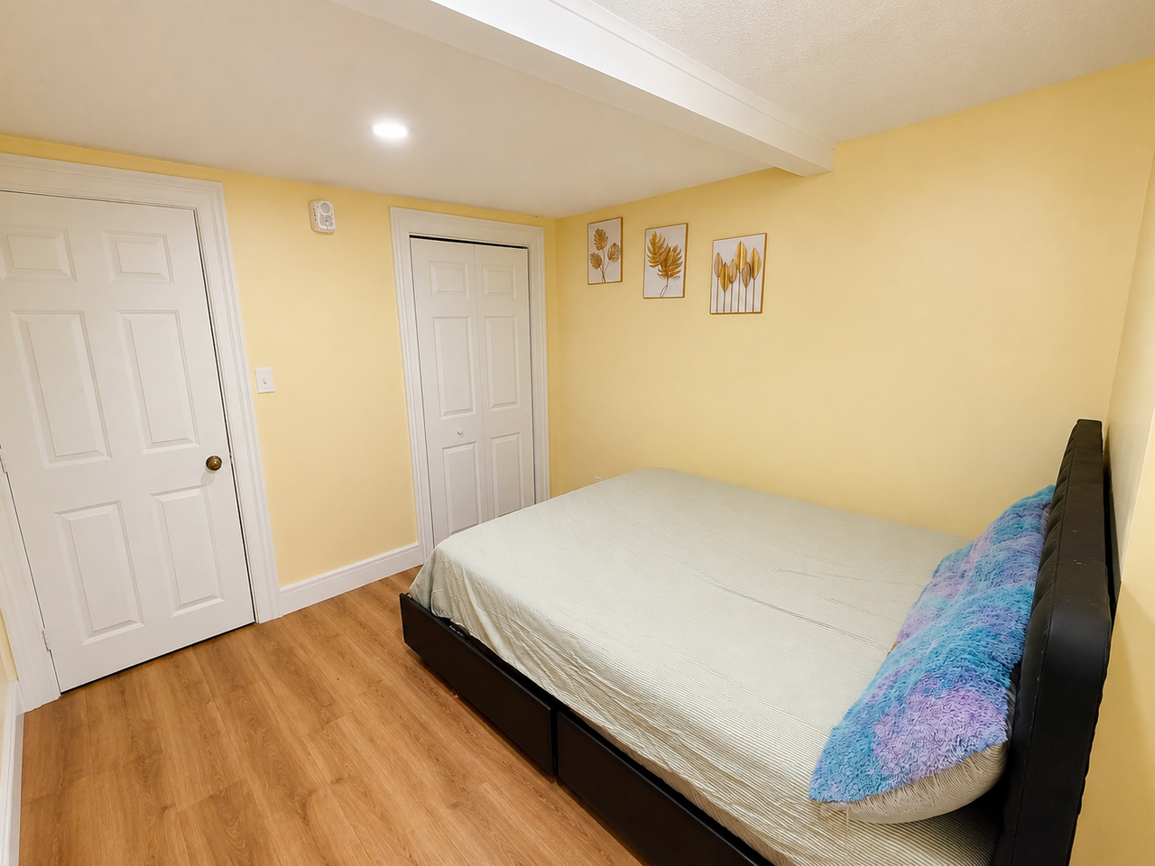 257 Lawrence St #6 - Photo 5 of 6