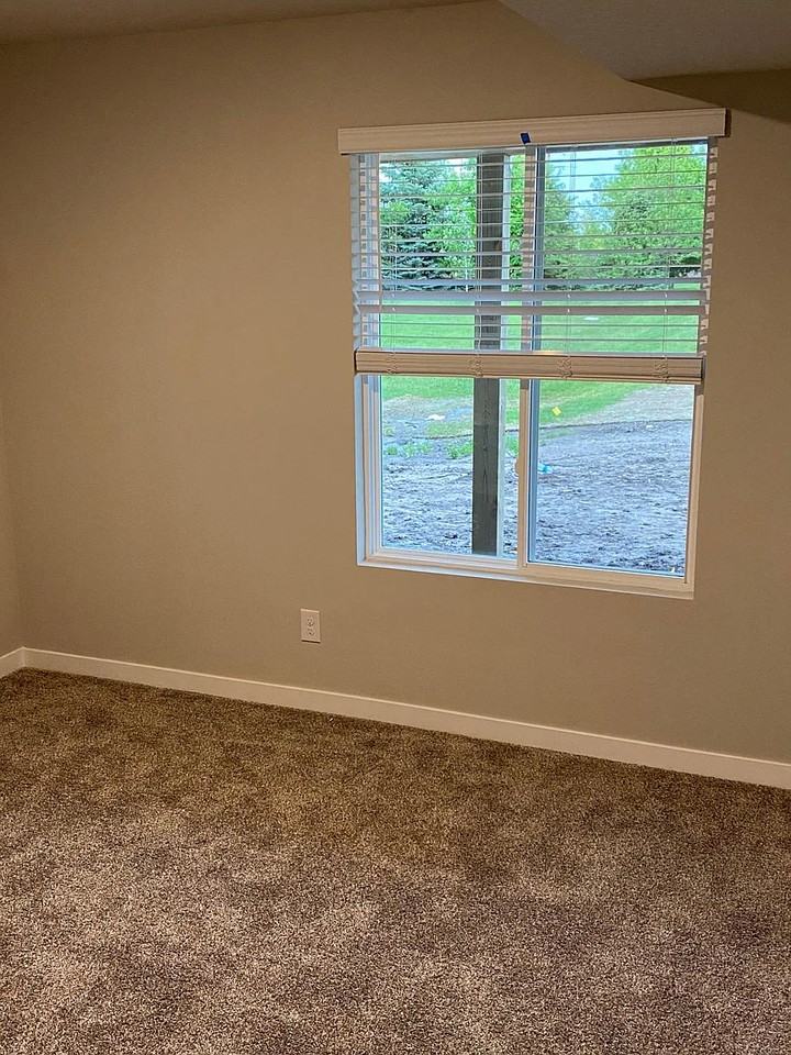 918 Ne Traverse Dr #0 - Photo 7 of 10