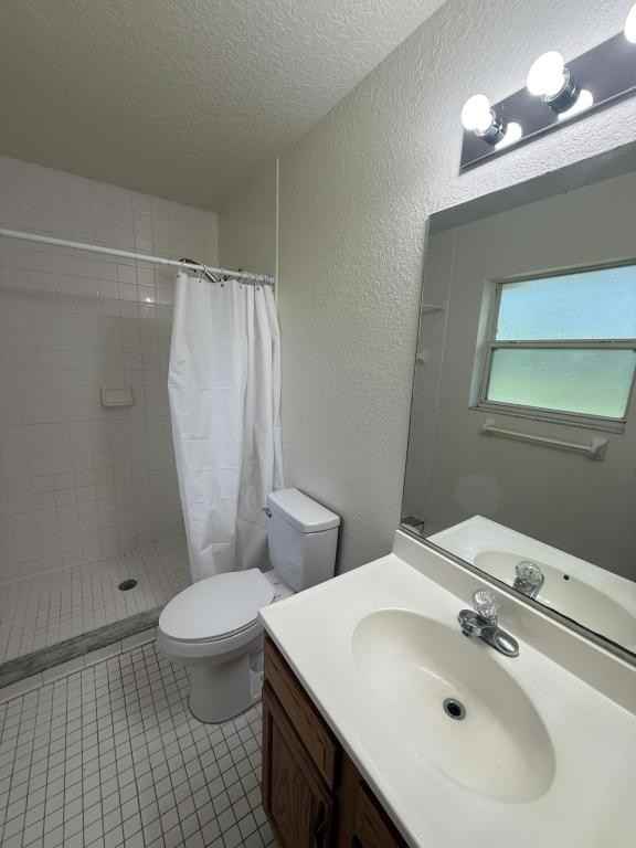 5525 Wendy Lee Dr - Photo 4 of 12