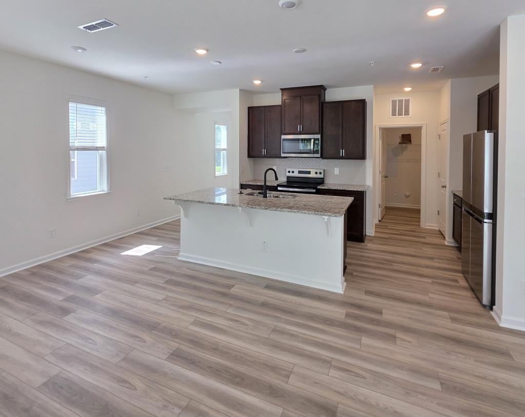 114 Malbec Dr - Photo 6 of 26