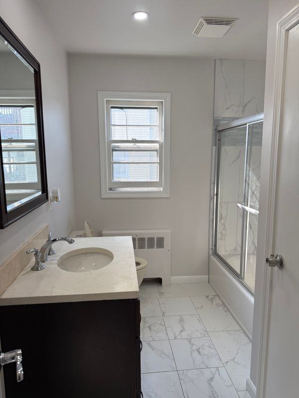 146 French St - Photo 4 of 9