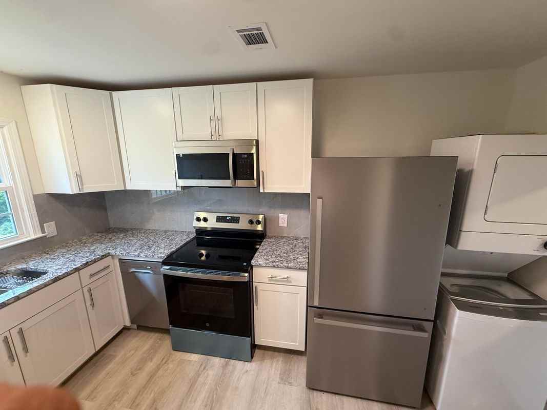 1177 Boulevard - Photo 5 of 15
