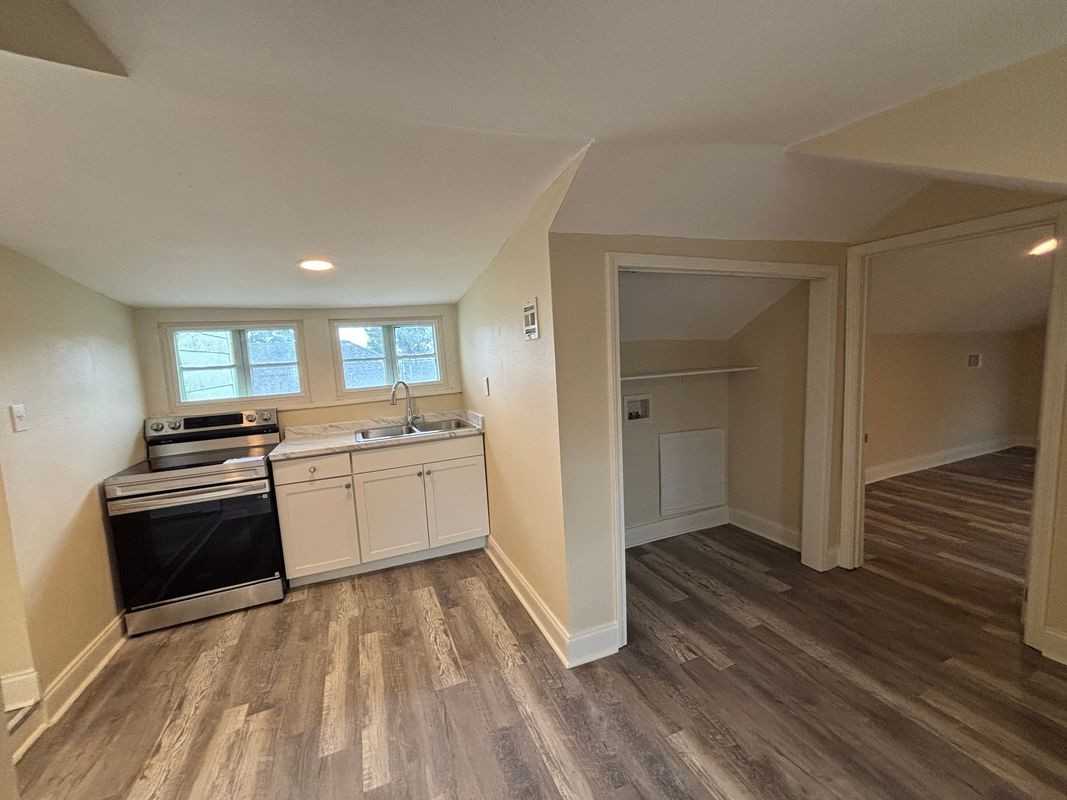 4032 N Miro St - Photo 5 of 12