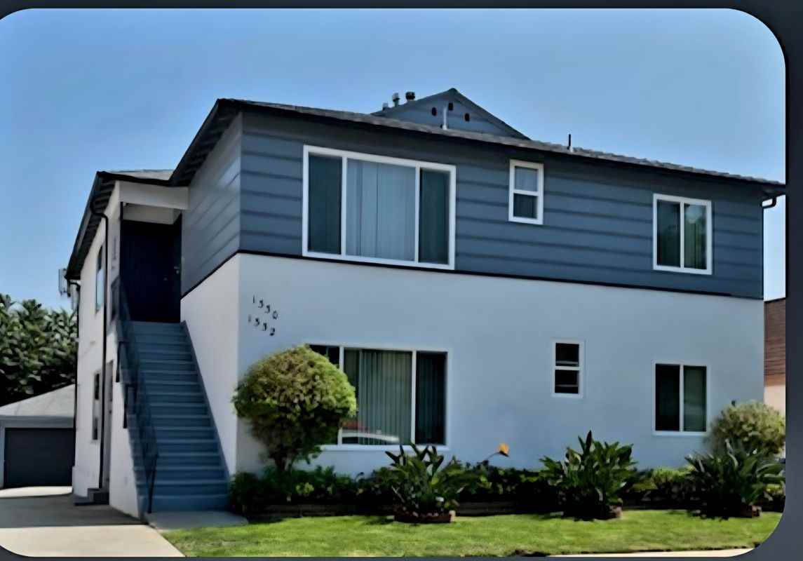 1332 S Mansfield Ave