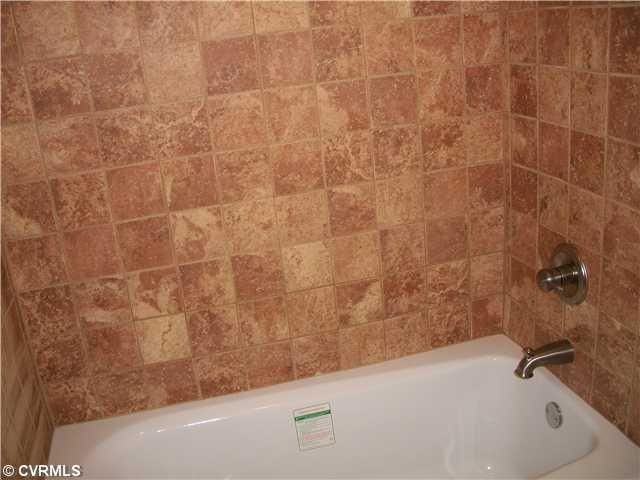 3921 Breezy Ct - Photo 2 of 5