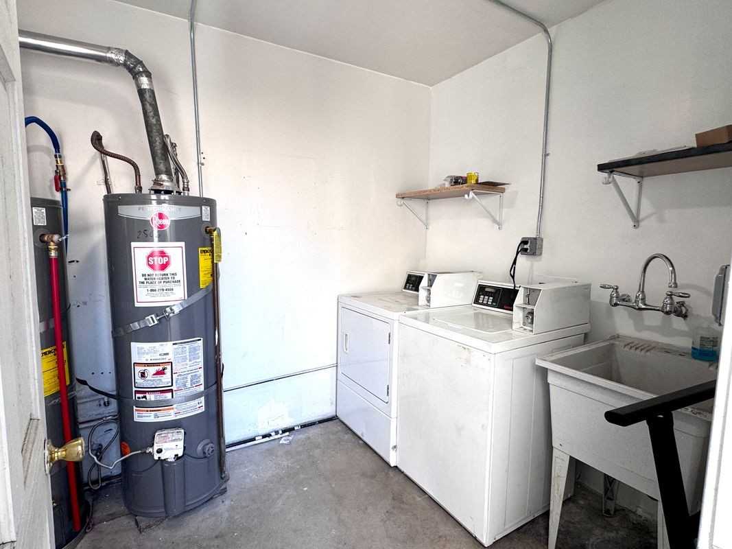 2504 W 85th St - Photo 7 of 9