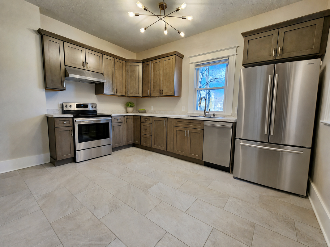 676 Parsells Ave - Photo 7 of 17