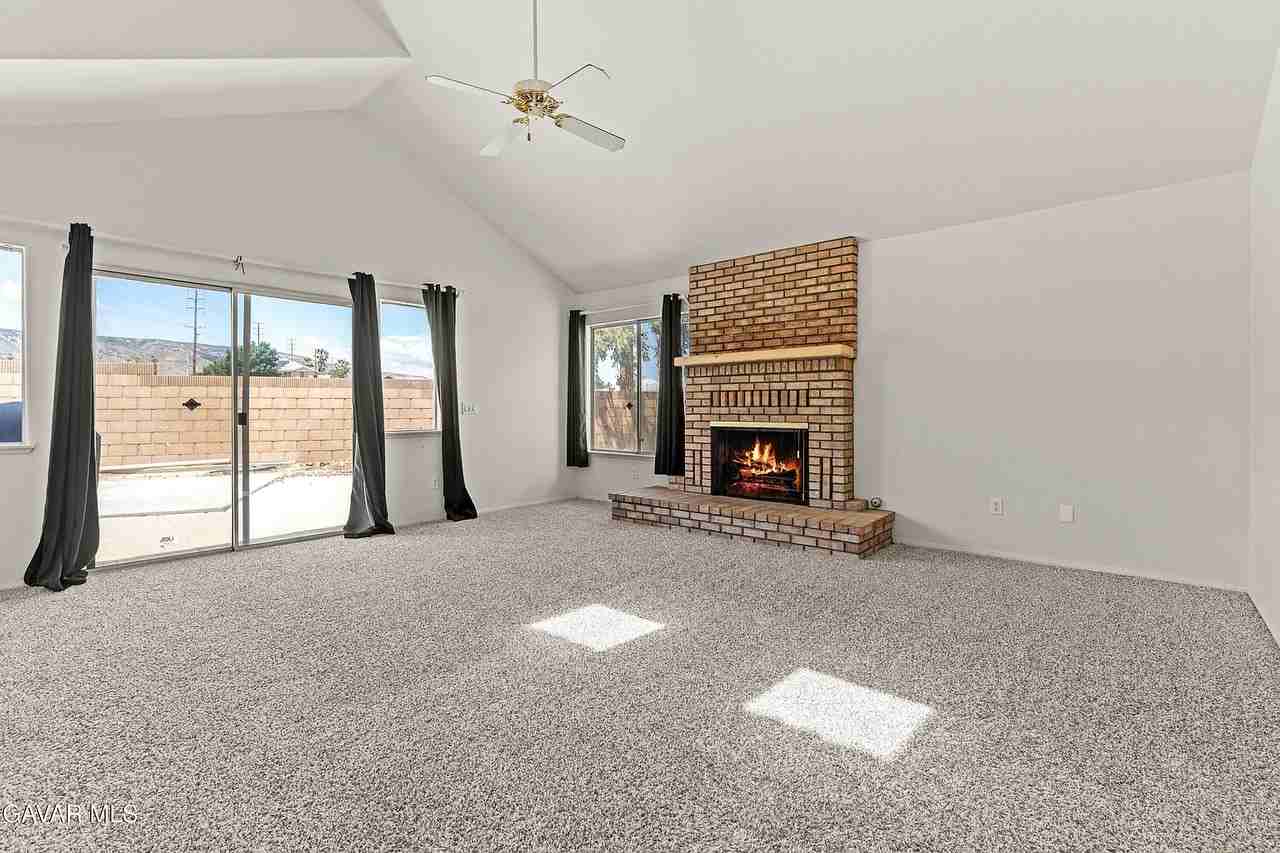 6118 Quail Way - Photo 7 of 20