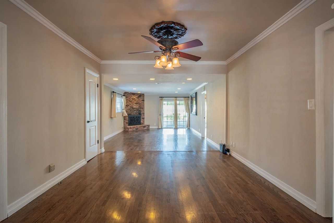 8538 Remick Ave - Photo 5 of 16
