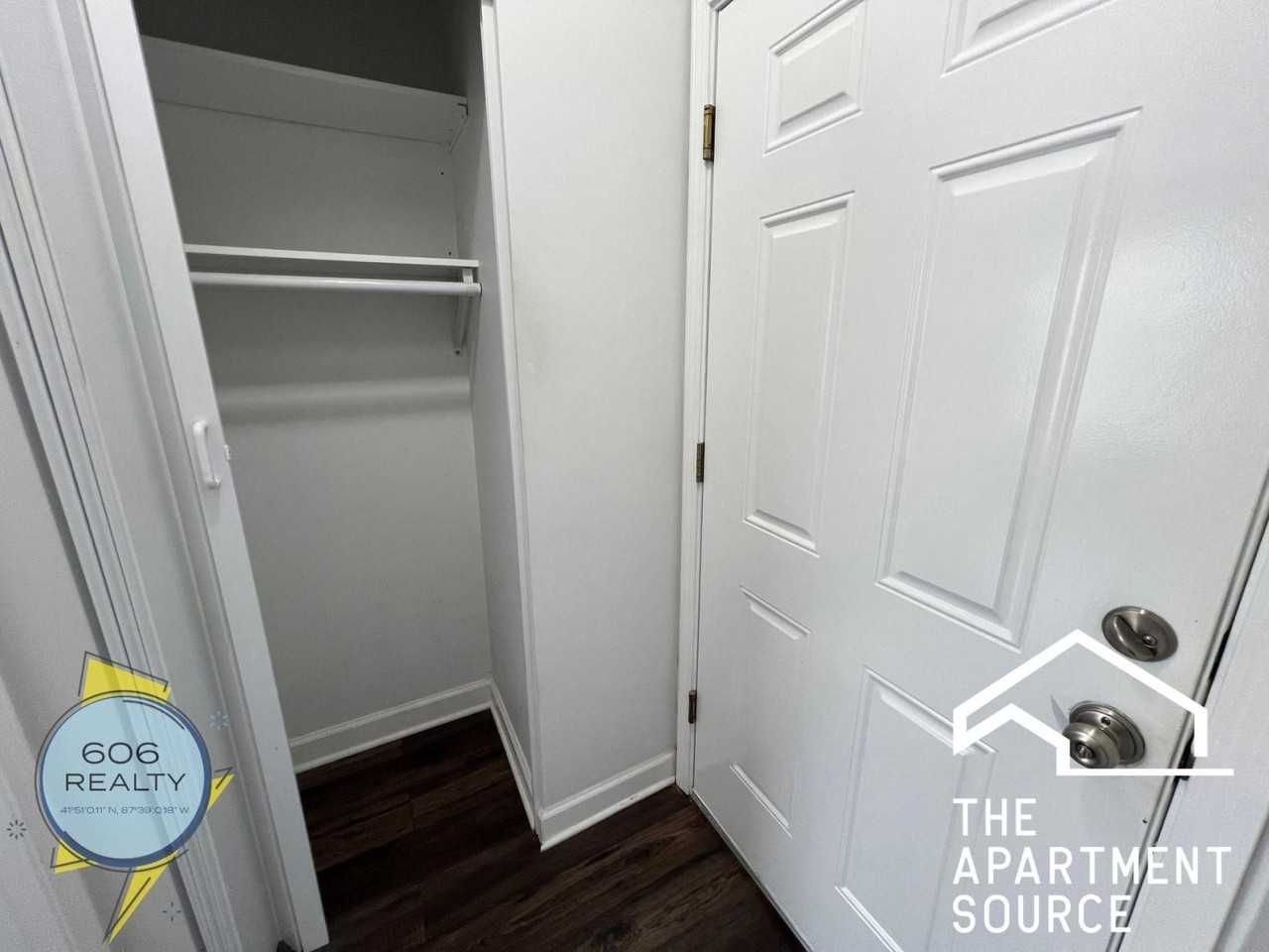 3420 W Irving Park Rd #32 - Photo 6 of 11