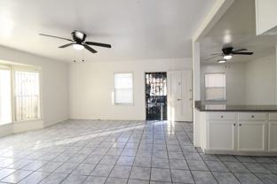2816 W Vernon Ave - Photo 1 of 1