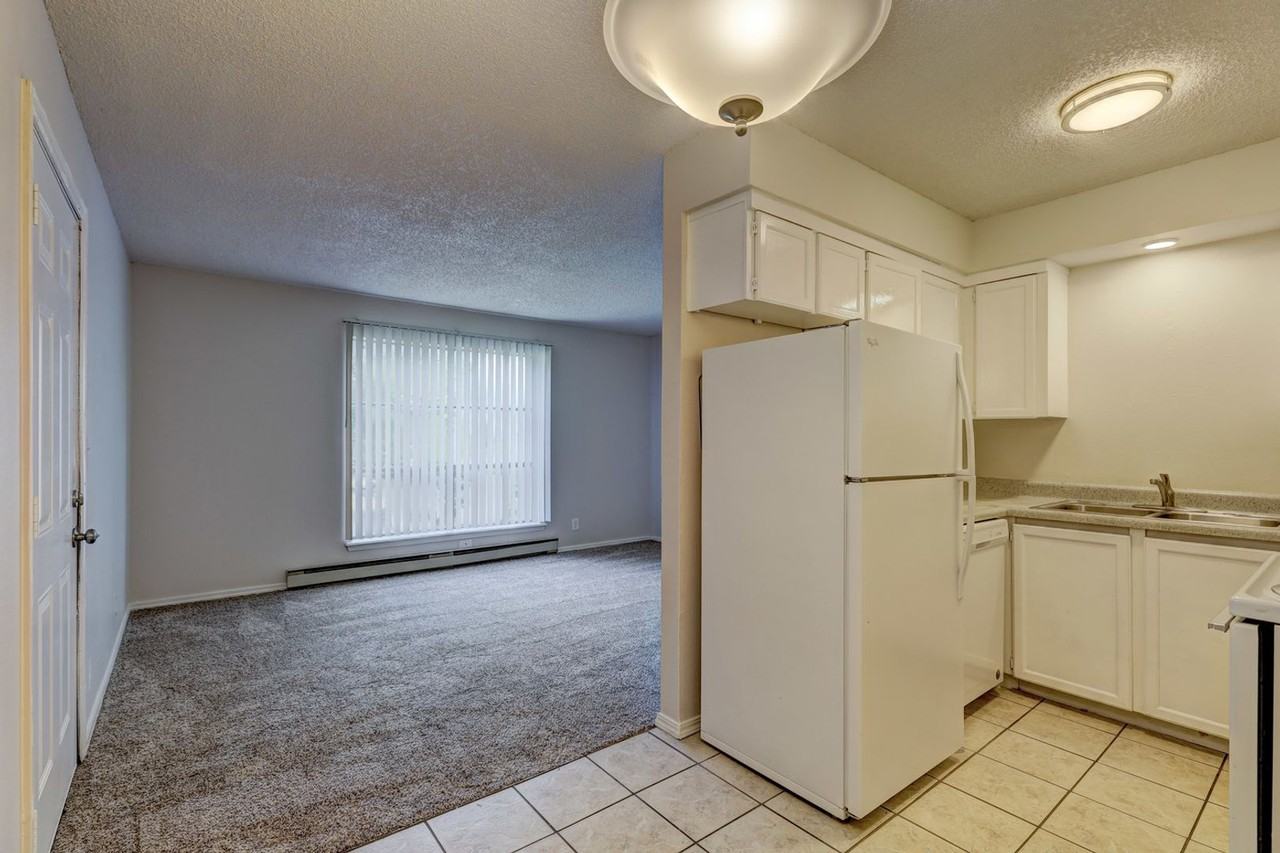 515 Alameda St - Photo 4 of 9