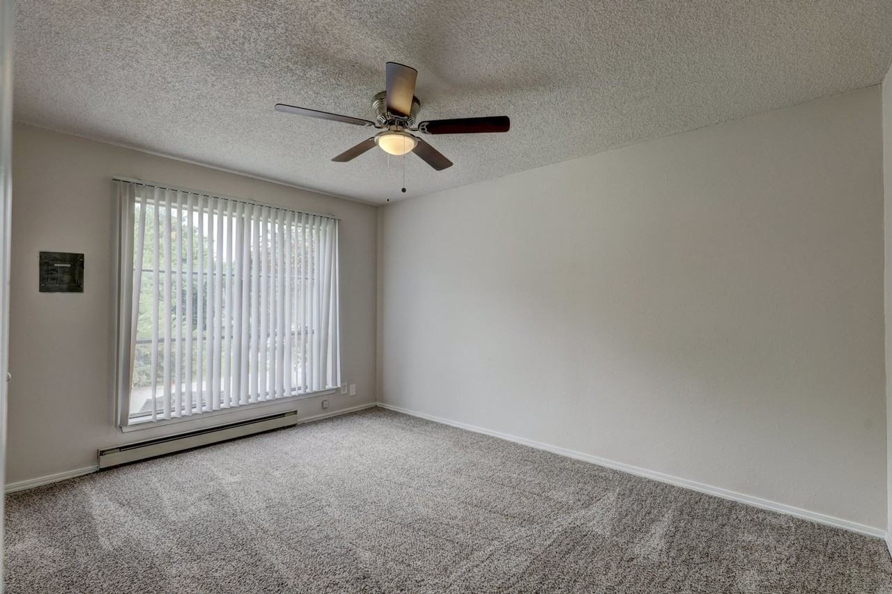 515 Alameda St - Photo 6 of 9