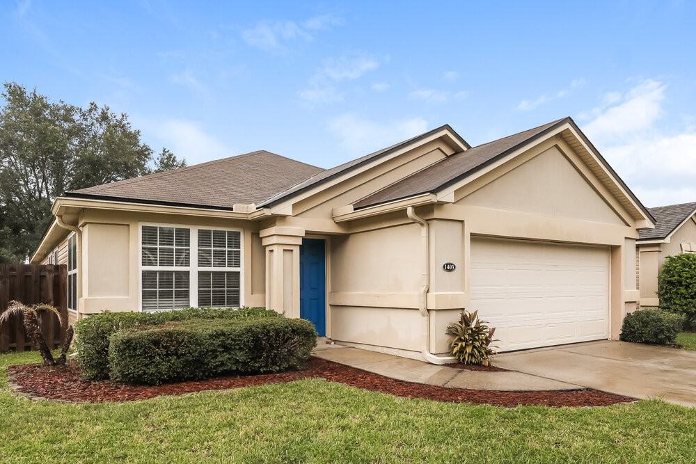 1403 Creek Point Blvd - Photo 3 of 16