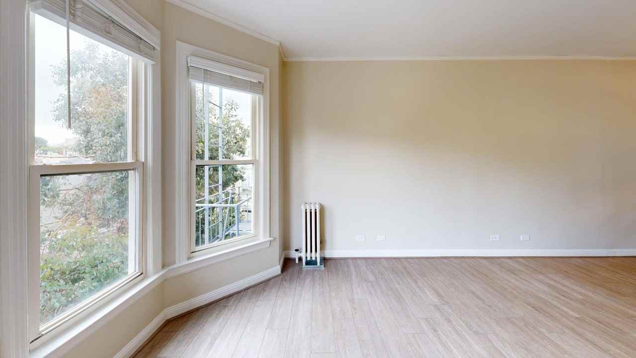 1260 Broadway Street - Photo 5 of 27